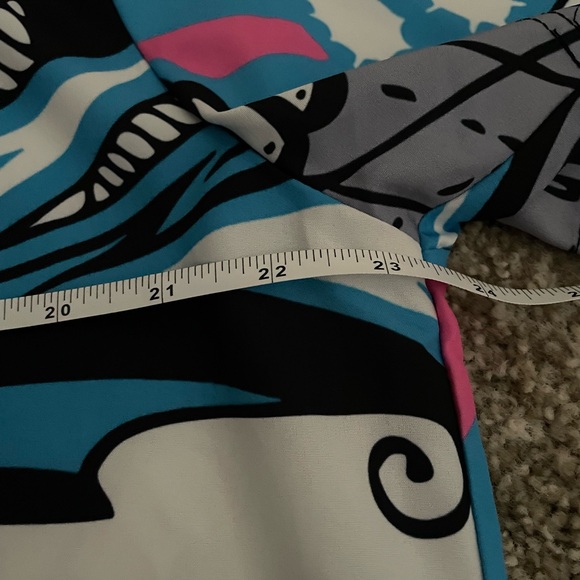 ROMWE Street Life Guys Cartoon Graphic Button Down Shirt - Picture 7 of 9